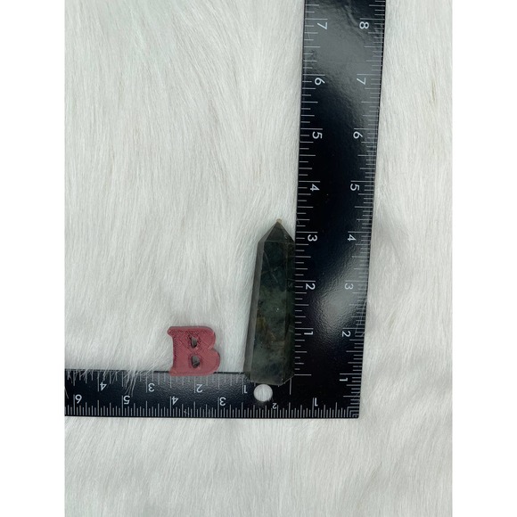 Labradorite Tower Polished Point / Wand Flashy Labradorite - Picture 7 of 7